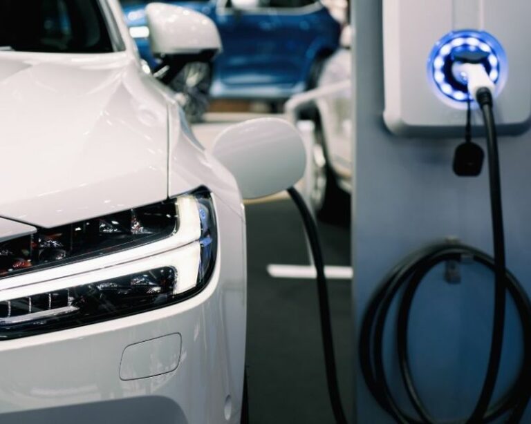 cara kerja mobil listrik