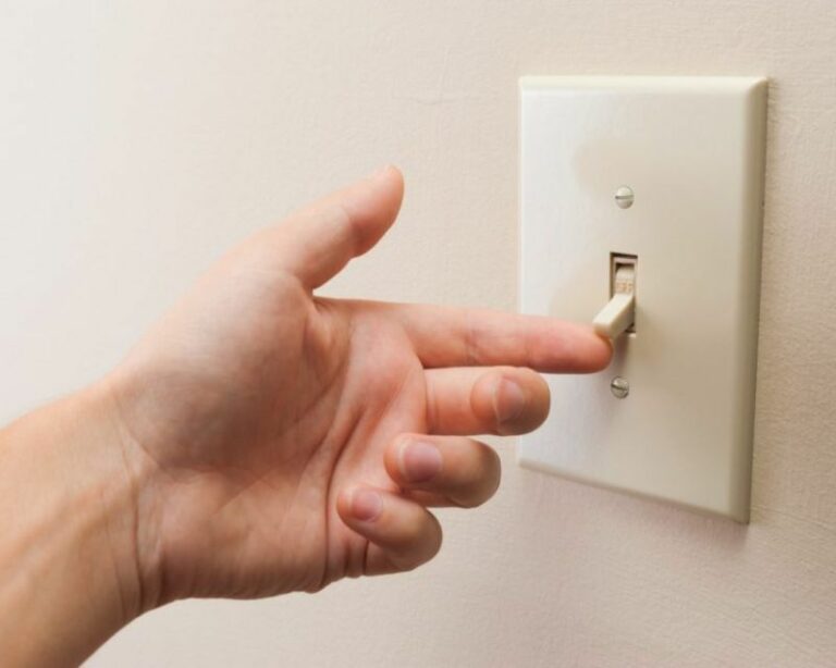 cara pasang saklar lampu