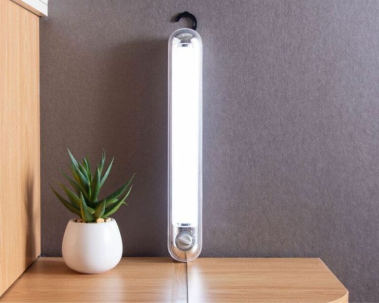 lampu emergency terbaik