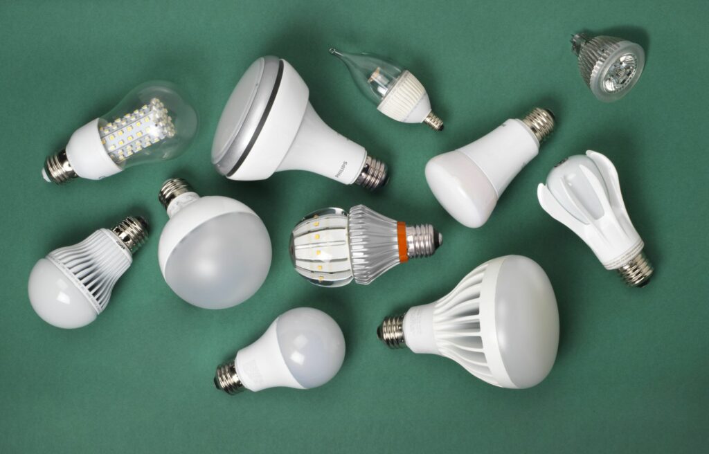 Lampu LED 18Watt Setara Lampu Pijar 100 Watt