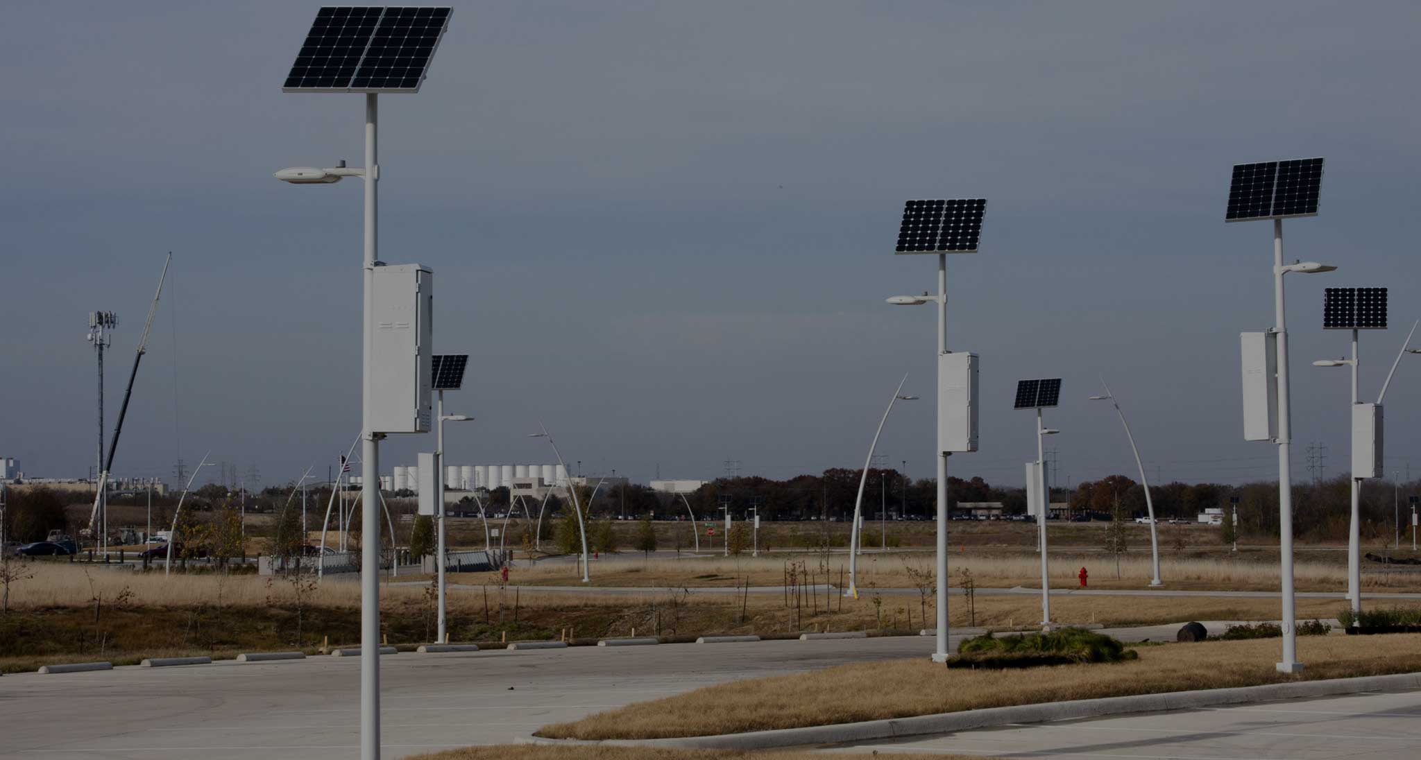 Tertarik Menggunakan Lampu Jalan Solar Panel?