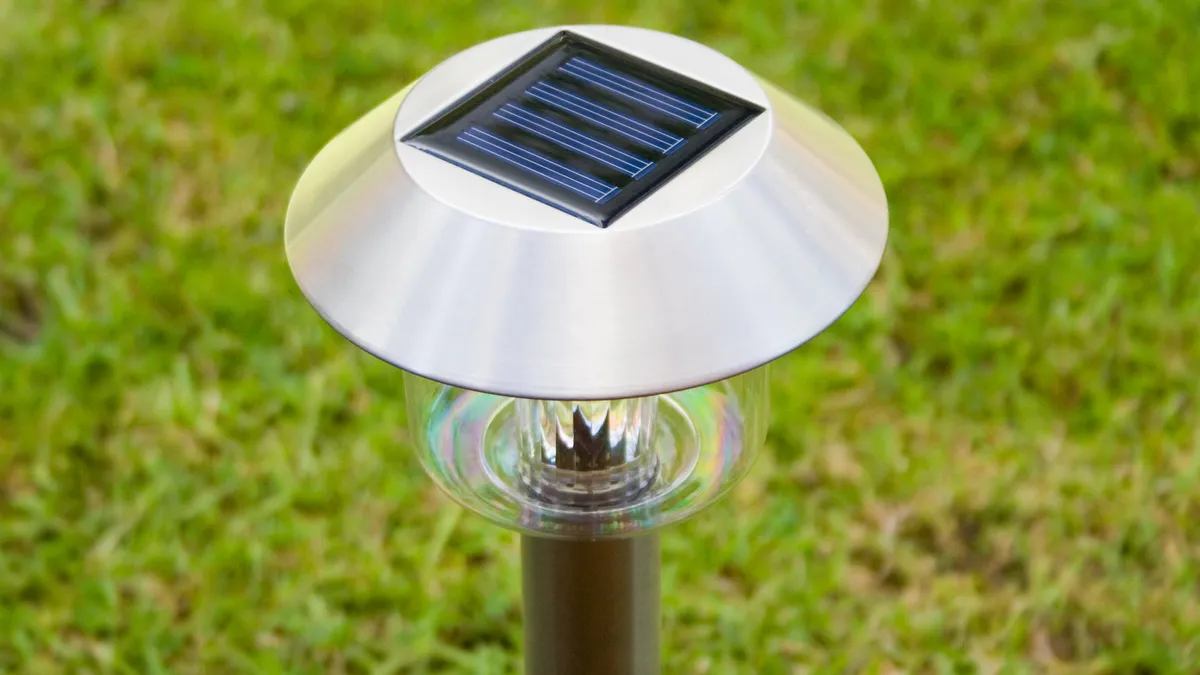 Keunggulan Lampu Tenaga Surya yang Sederhana