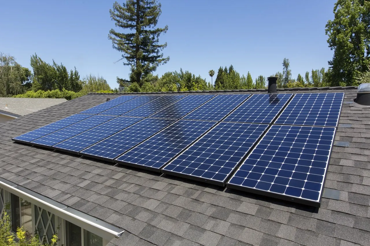 Solar Panel Merek Sunpower Lengkap dengan 6 Kelebihannya