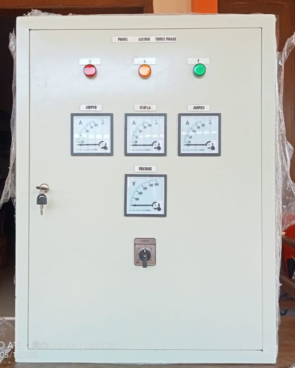 Panel Distribusi 3 Phase